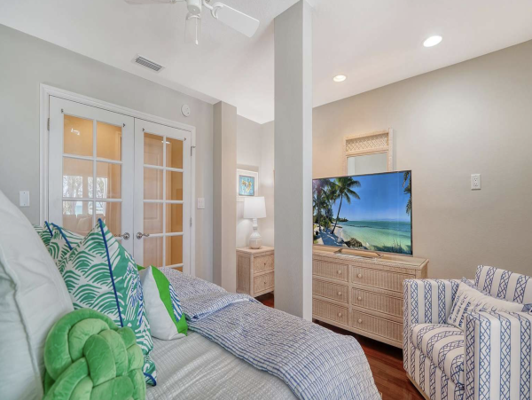 Longboat Key Gulf View Two Bedroom Vacation Rental PLUS DEN (3 bedrms)